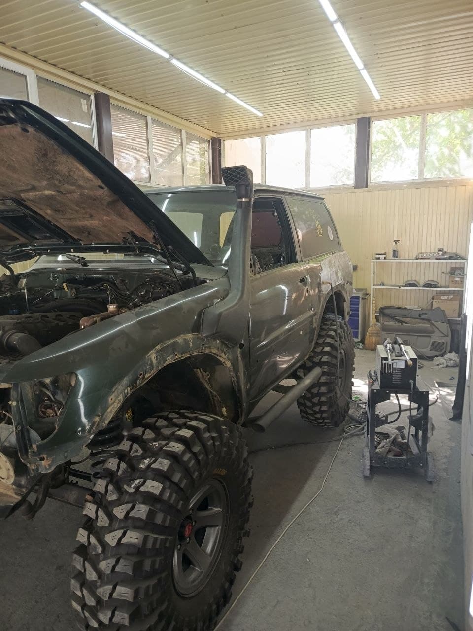 Nissan Patrol Y61: в работе
